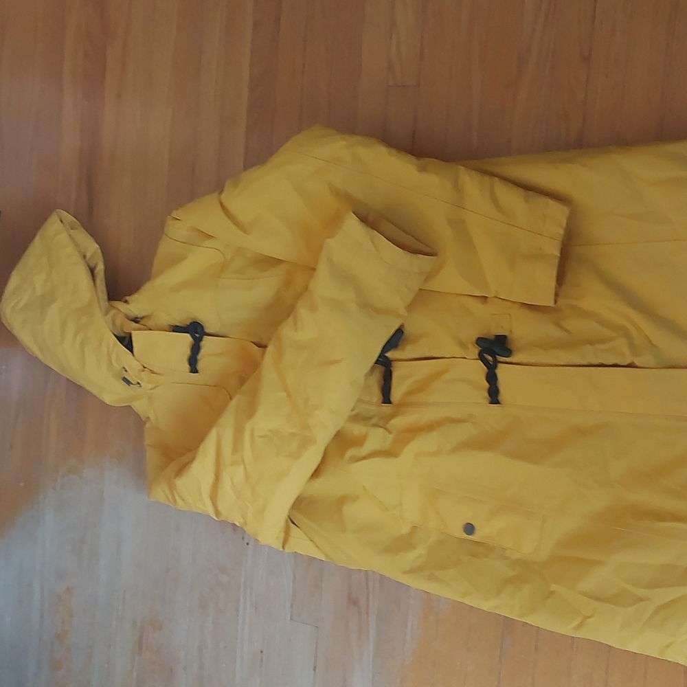 Rain coat